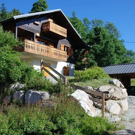Du Meilly Chalet