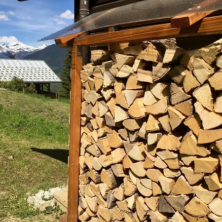 Du Meilly Chalet